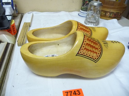 7743 paar alte schuhe - 7743.,