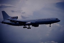 Dia Lockheed L-1011 TriStar Pacific Southwest Airlines 35mm gerahmt OP-K5-77