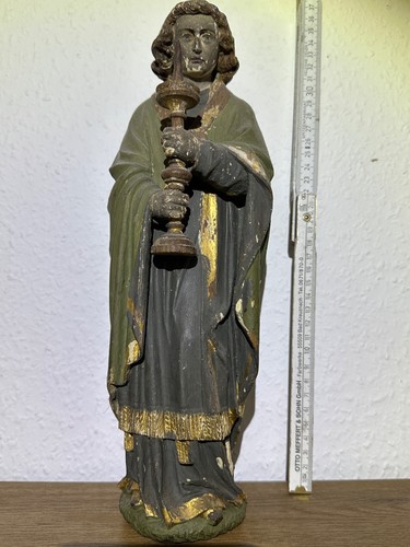 Antike handgeschnitzte kirchen - handgeschnitzte,