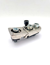 Lenzkes FL10 Flachspanner FL10-013 mit langem Nutenstein | Seitenspanner 40 kN