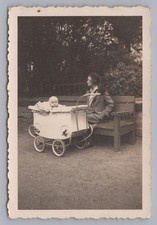 Park Pram Young Mother Child -