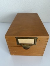 Voll Holz-Karteikasten quer