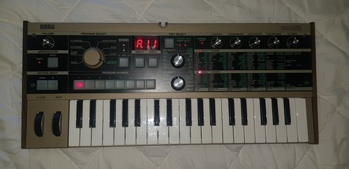 Korg microkorg synthesizer - microkorg,