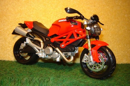 Ducati 696 monster rot - ducati,