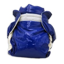 Omutsu „Lackträumchen“ – Knistern, Glanz & Komfort