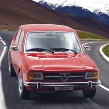 KK Scale 1:18 ALFA ROMEO ALFASUD RED 1974 Modellauto - KKDC180021