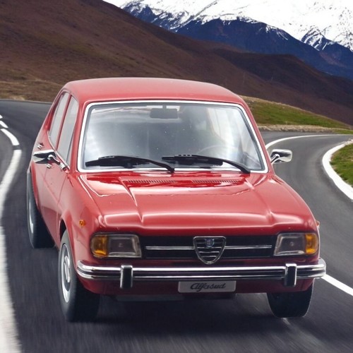 Scale alfa romeo - kk, 1:18