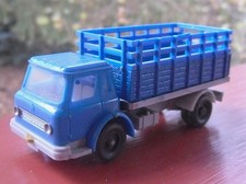 WIKING IH International Harvester Pritschen LKW mit erhöhten Gitteraufbau - Blau