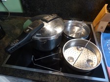 WMF Perfect Schnellkochtopf Topf 4,5 Liter 2 Einsätze ohne Induktion