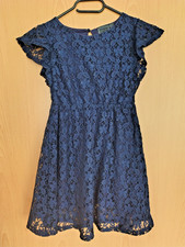 Kleid aus Spitze mit