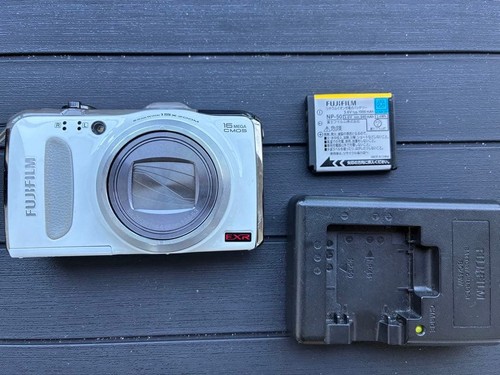 Fujifilm finepix f600exr weiß - fujifilm,