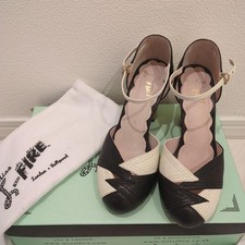 Miss L-Fire Riemchen High