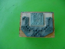 Stempel Kreuzstich Monogramm U H,  oder H U