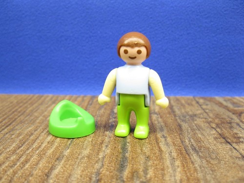Baby mit töpfchen figur - töpfchen,