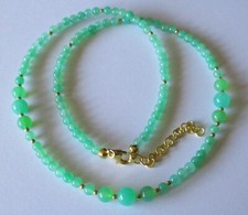 Chrysopras-Kugel-Collier, Kugeln Silber goldfarben, Lg.:ca. 49 cm + 5 cm Verlg.