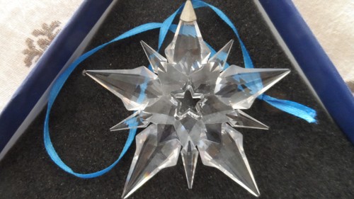 Swarovski-Ornament-Weihnachts