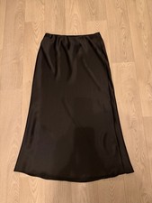 Zara satin rock schwarz