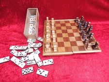 2 schöne ,alte Spiele ,   Schach und Domino,  Holz , Knochen