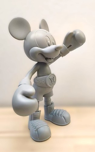 Statue art toy - art,