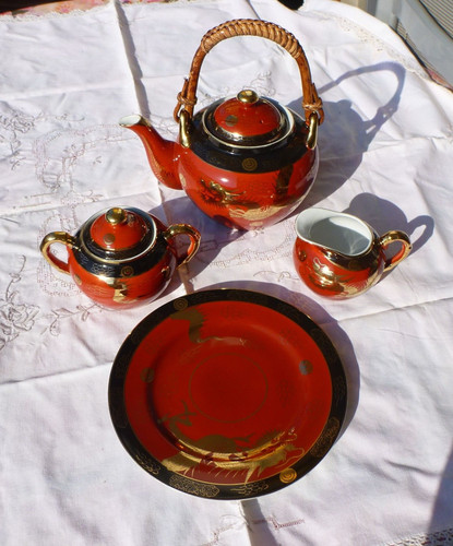 Japanisches rotes teeservice - japanisches,