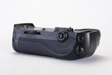 Nikon Batteriegriff MB-D12 zur D8XX-Serie - Top-Zustand