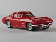 Monogram Chevrolet Corvette Sting Ray rot 1:87