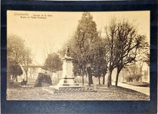 AK Charleville Square de la