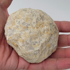 Quarzgeode geschlossen
