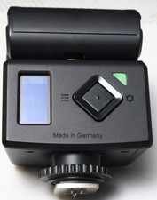 Metz mecablitz M400 - Systemblitz für Olympus/Panasonic/Nikon & Leica;