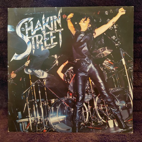 Shakin street - street, –shakin'