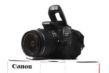 Canon EOS 700D 18 MP Full HD