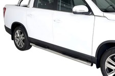 Schwellerrohre mit Tritt für