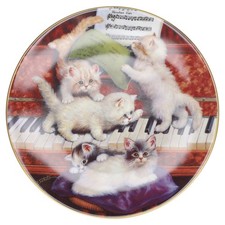 Auf dem Klavier Bradex -