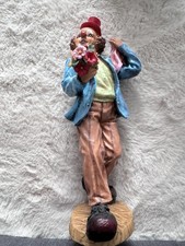 Große clown figur mit - große, clown-figur