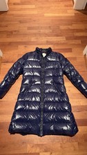 Dunkelblauer Moncler Mantel