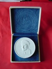 DDR große Porzellan Medaille