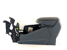 1843316 Central Tunnel With