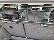 Hundeschutzgitter  Verstellbar für Auto Kofferraum von Kleimetall..S