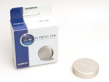 OLYMPUS Objektivdeckel LC-48 silber für Olympus M.ZUIKO DIGITAL ED 12 mm 1:2