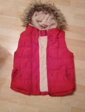 Daunenweste mit Kapuze Rot
