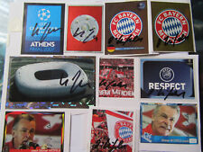 O. Hitzfeld * signiert * 10 Panini Sticker Bayern Wappen Meisterschale + schools