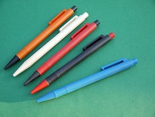 5 original DDR Kugelschreiber