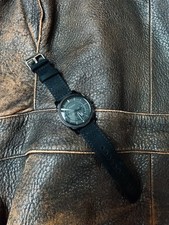 komplett schwarze Fossil Chronograph Machine Uhr mit schicken tactical Canvas Ar