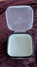 Tupperware schwarz weiß
