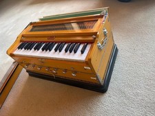 harmonium BINA De Luxe