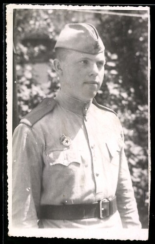 Foto sowjetischer soldat in - foto-ak,
