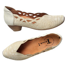 Think AIDA Pumps Gr. 39 creme