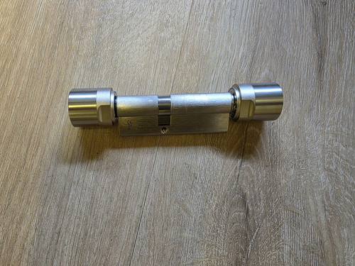 Simons voss dig - simons,