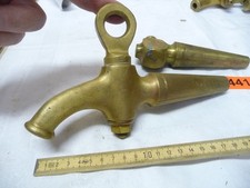 4410.     Alter  Bierzapfhahn