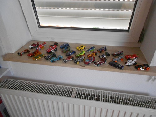 Hot wheels - hot,